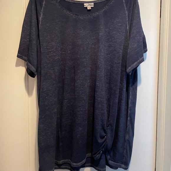 Avenue Tops - Women's Avenue Plus Size Tee